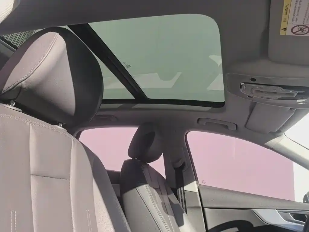 Audi A4L 2019