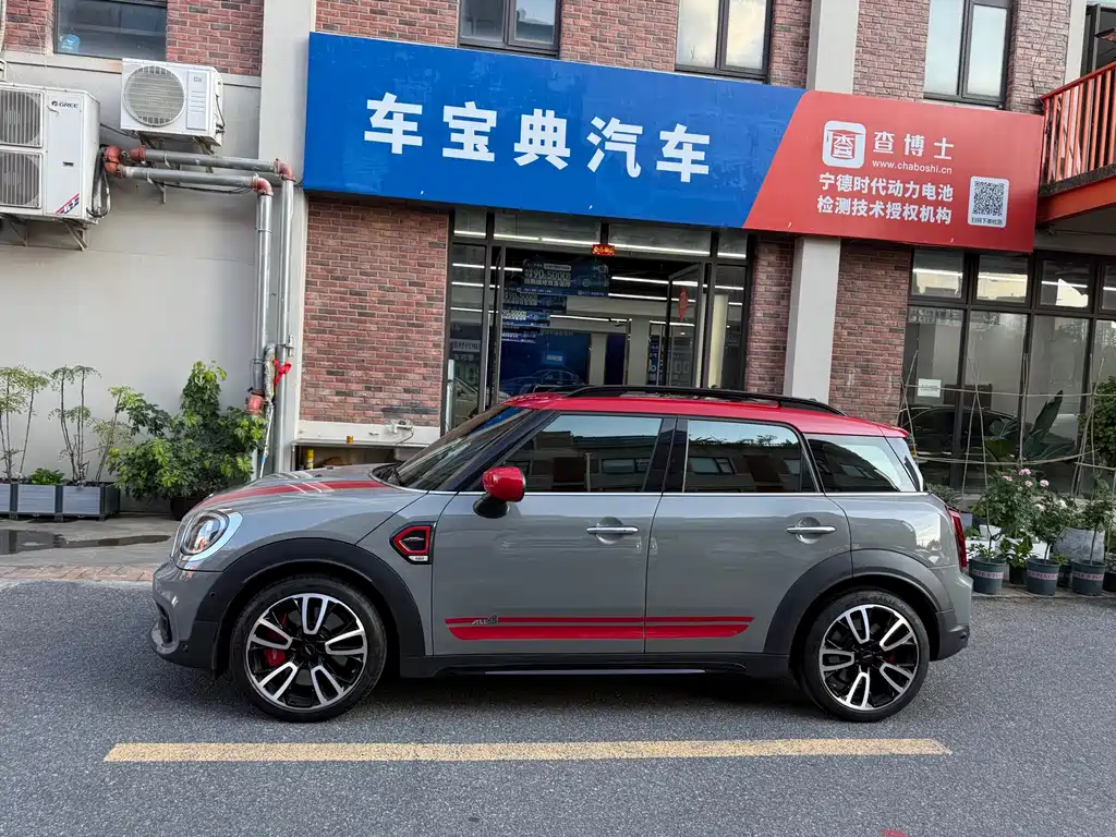 MINI JCW COUNTRYMAN 2023 — фото 11