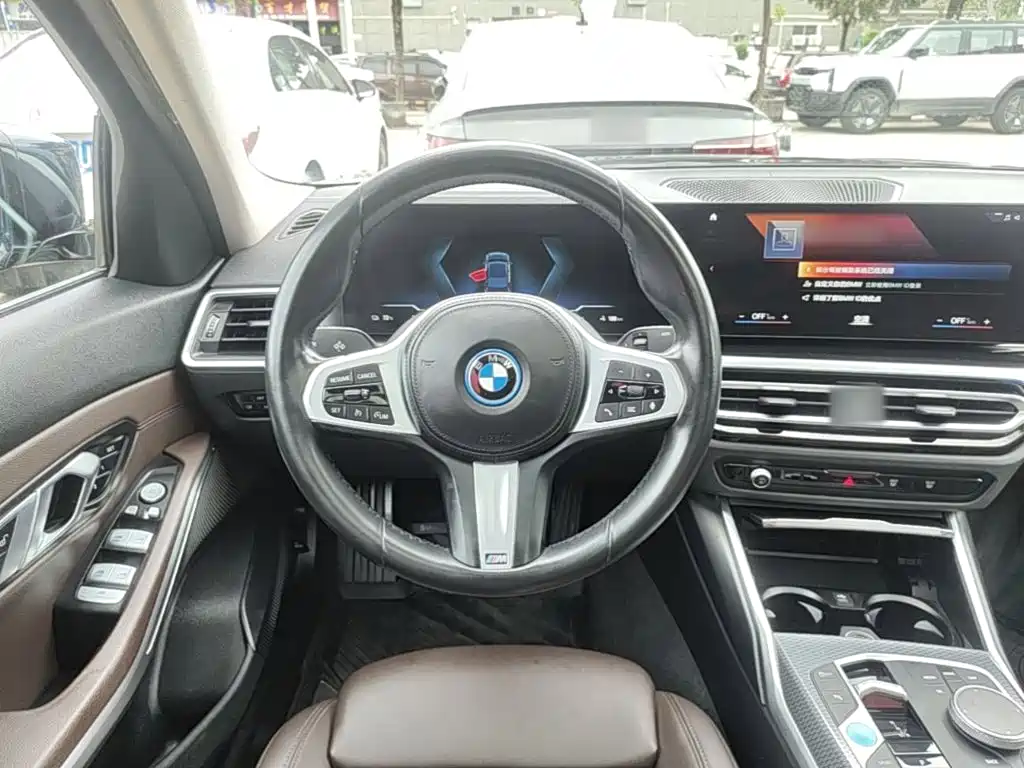 BMW i3 2022 — фото 11
