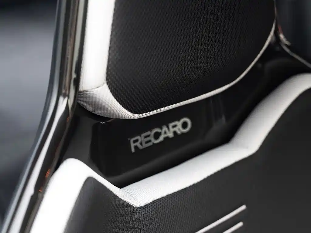 Mazda  2015 — фото 10