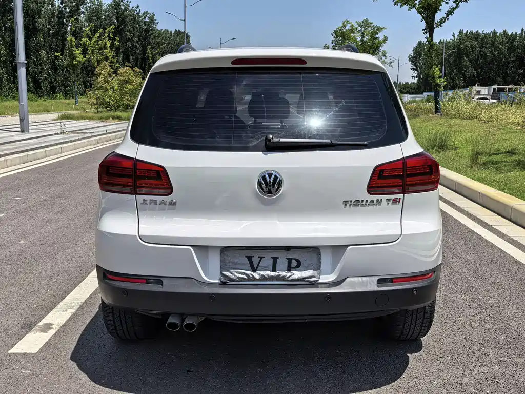 Volkswagen Tiguan 2015 — фото 25