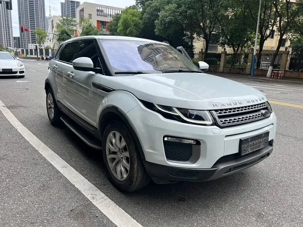 Land Rover Evoque 2017 — фото 15