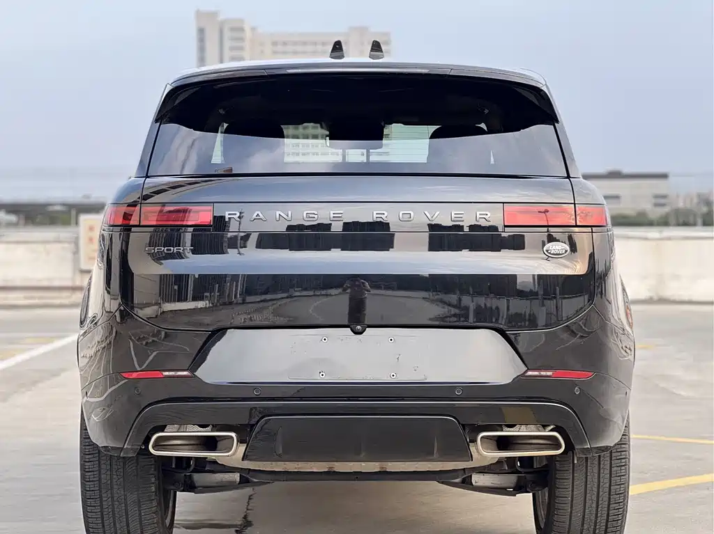 Land Rover Range Rover Sport 2024 — фото 10