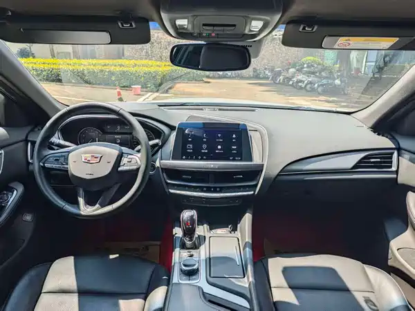 Cadillac CT5 2022