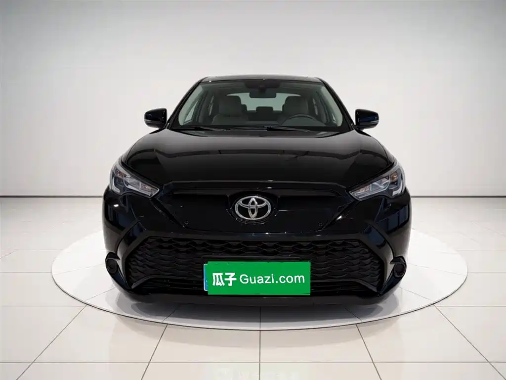 Toyota Frontlander 2024