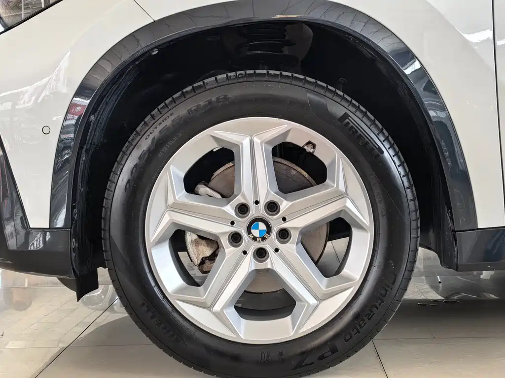 BMW X1 2023 — фото 15