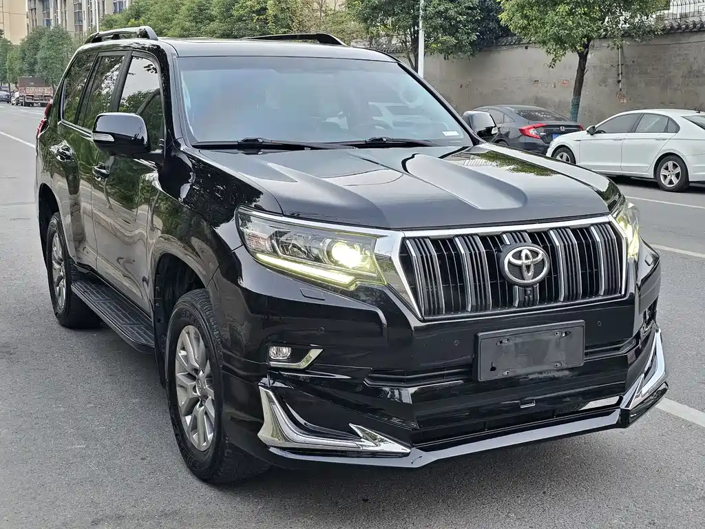 Toyota Prado 2019 — фото 3
