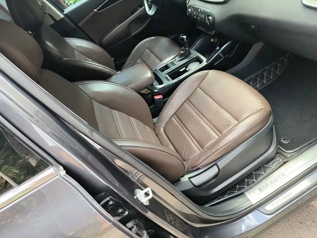 Kia Sorento 2016 — фото 25