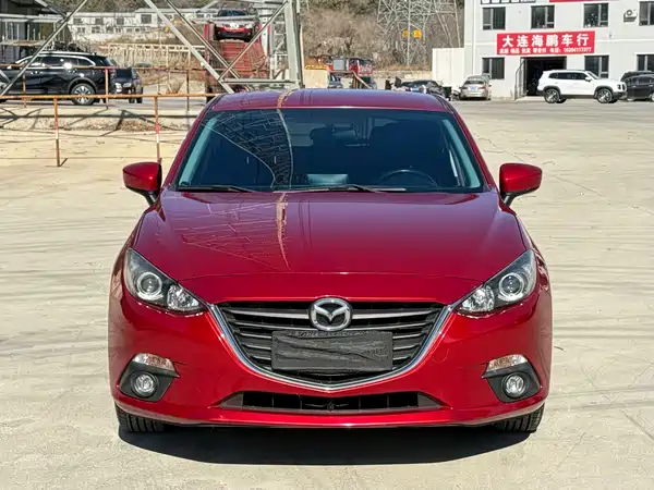 Mazda 3 Axela 2016