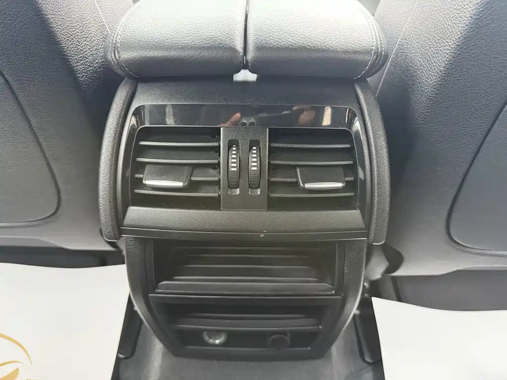 BMW X5 2018 — фото 13