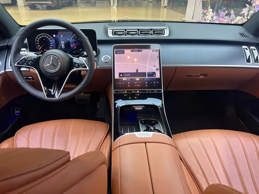 Mercedes-Benz S-Class 2024 — фото 16