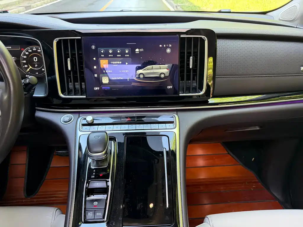 GAC Motor Trumpchi M8 2022 — фото 14