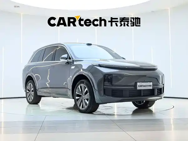 Li Auto L8 2025