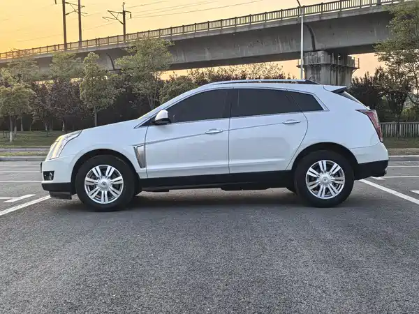 Cadillac SRX 2015