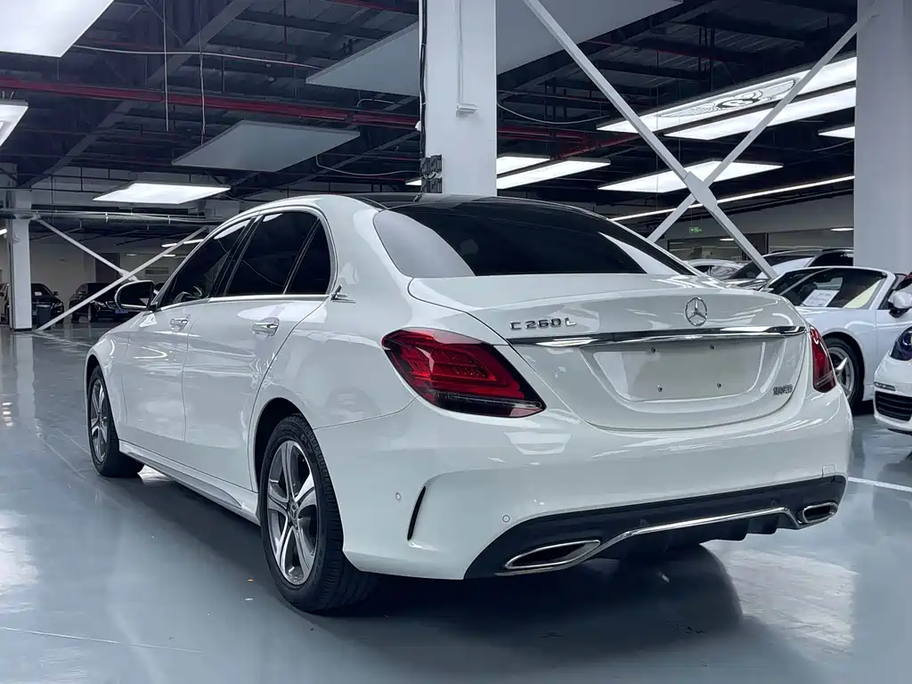 Mercedes-Benz C-Class 2020 — фото 16