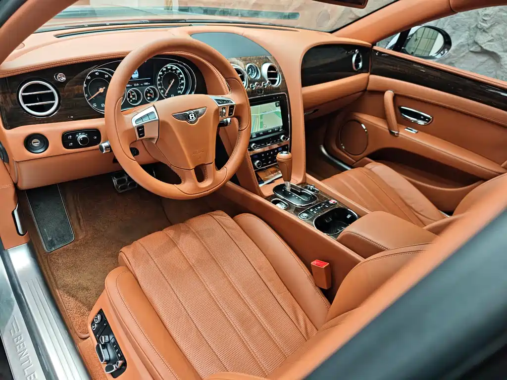 Bentley Flying Spur 2016 — фото 4