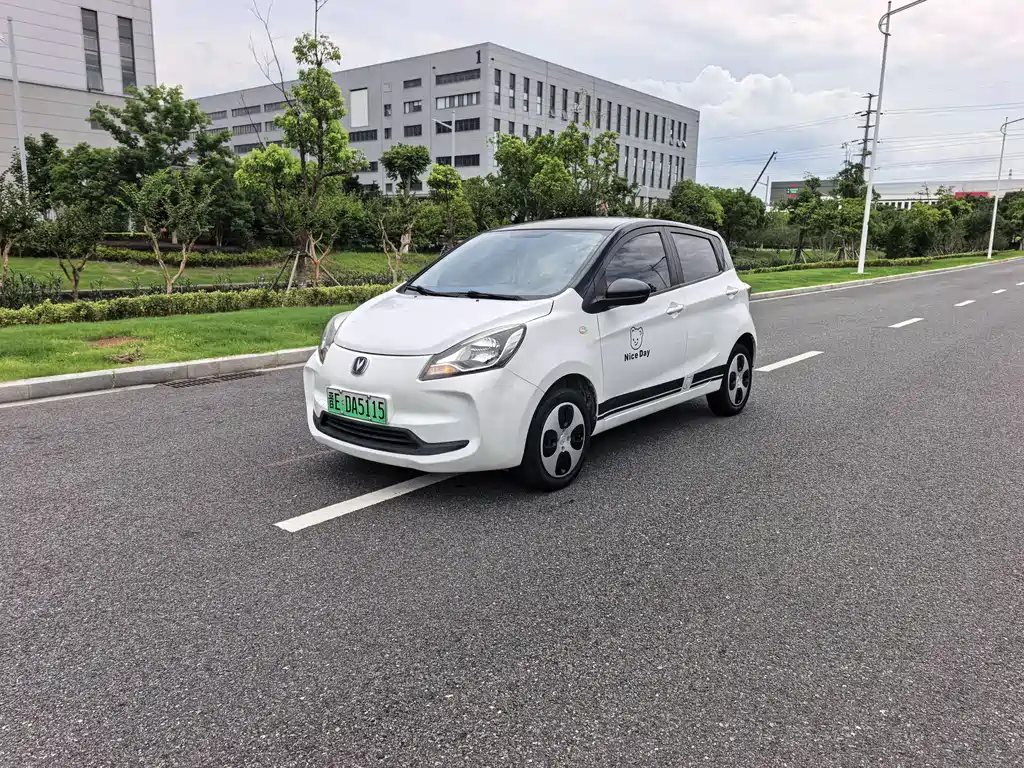 Changan Benben E-Star 2022