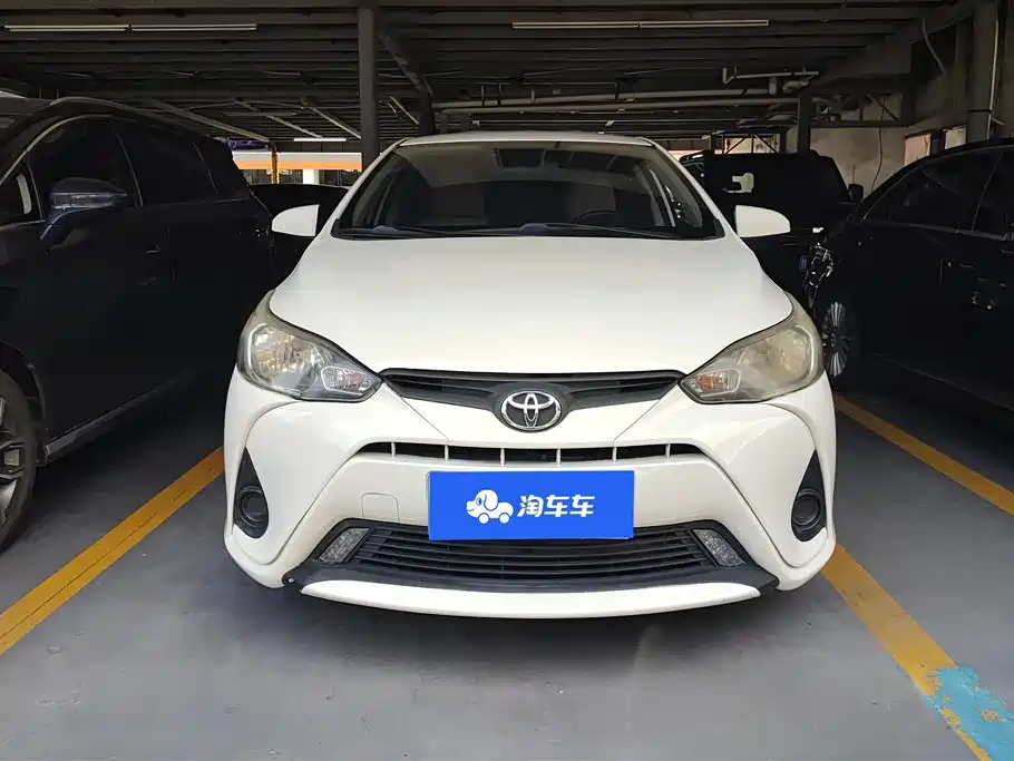Toyota Yaris L 2017 — фото 2