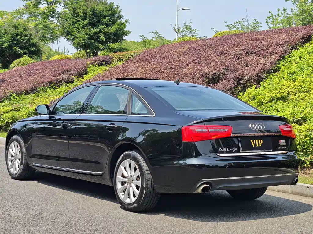 Audi A6L 2015 — фото 14