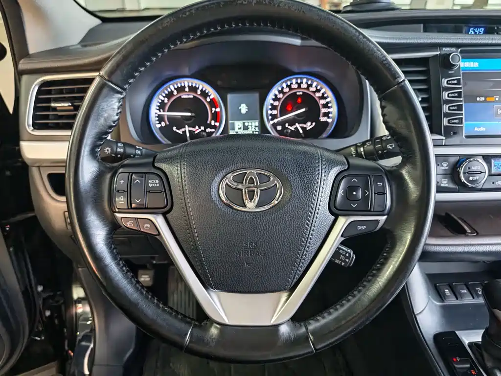 Toyota Highlander 2016 — фото 8