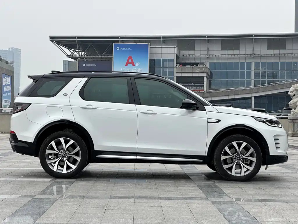 Land Rover Discovery Sport 2024 — фото 4