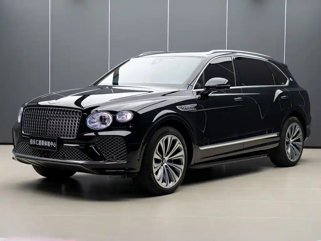 Bentley Bentayga 2026 — фото 1