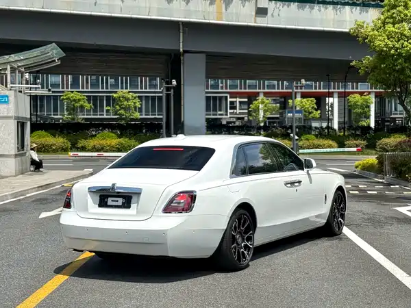 Rolls-Royce Ghost 2021