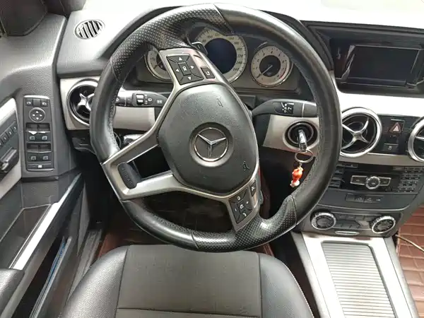 Mercedes-Benz GLK-Class 2015