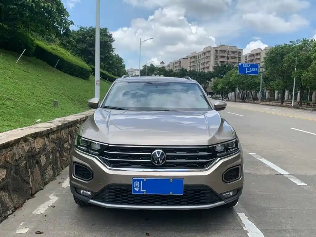 Volkswagen T-Roc 2022 — фото 2