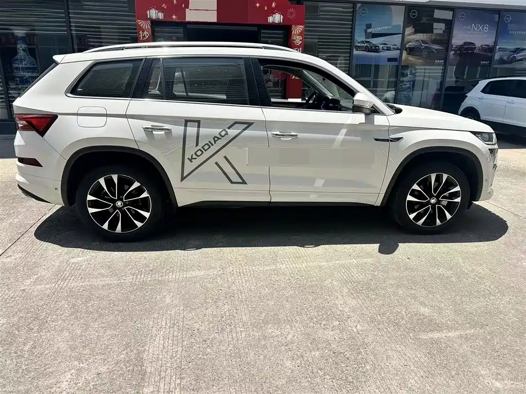 Skoda Kodiaq 2022 — фото 7