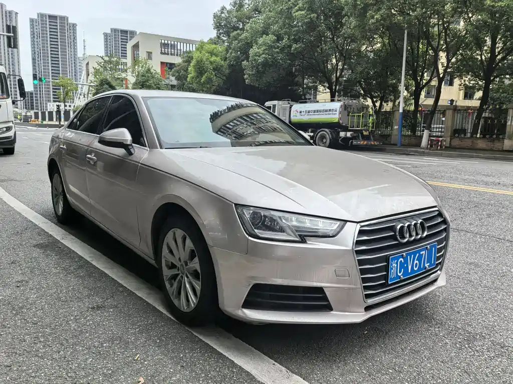Audi A4L 2017 — фото 15