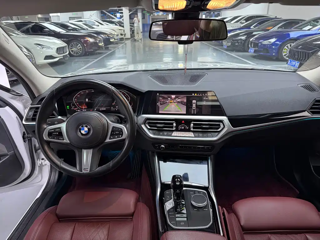 BMW 3 Series 2022 — фото 14