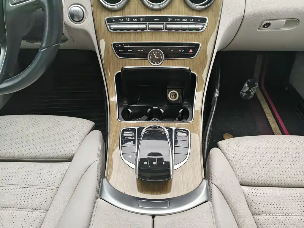 Mercedes-Benz C-Class 2016 — фото 18