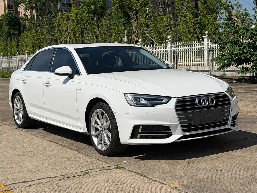 Audi A4L 2019 — фото 3