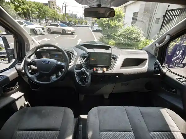 Ford Transit 2022