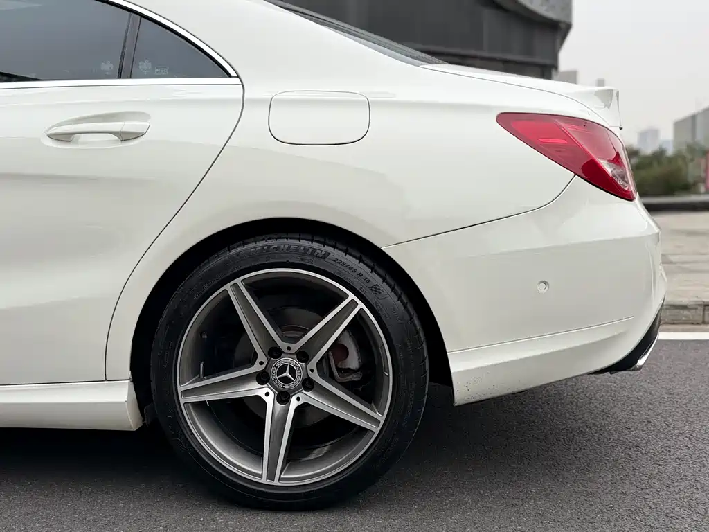 Mercedes-Benz CLA 2017 — фото 16