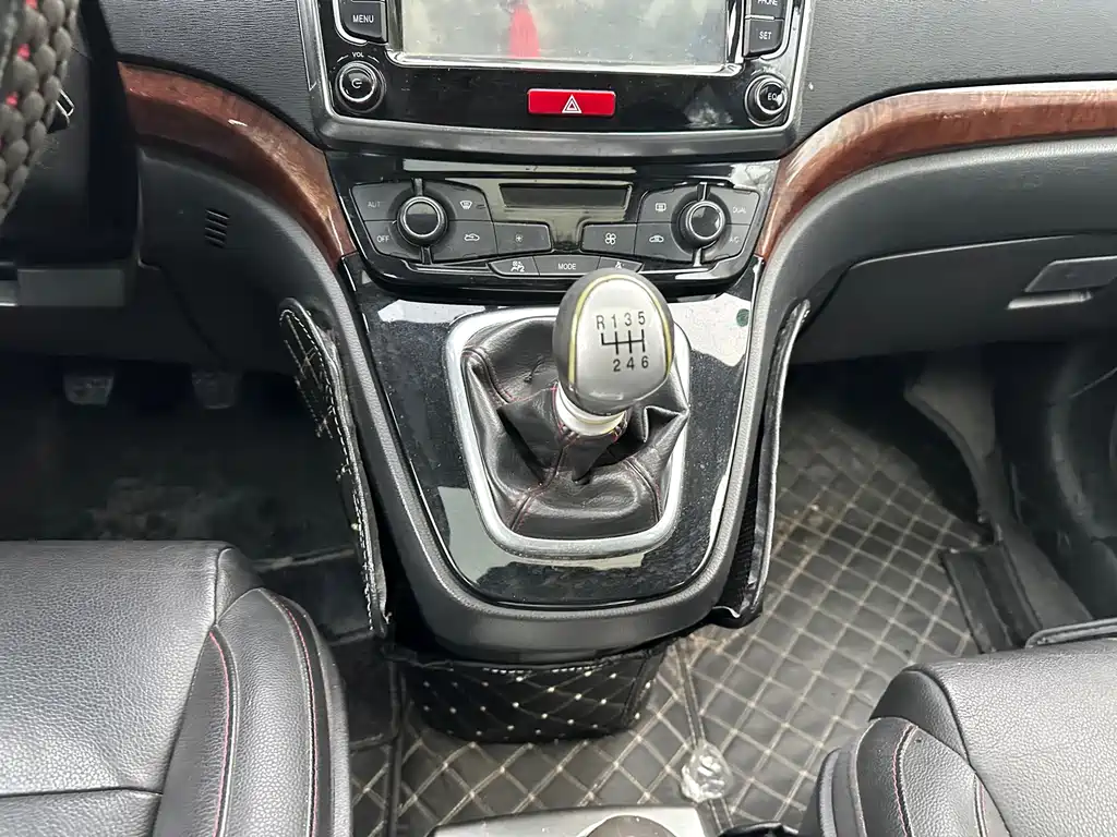 Haval H6 2014 — фото 10
