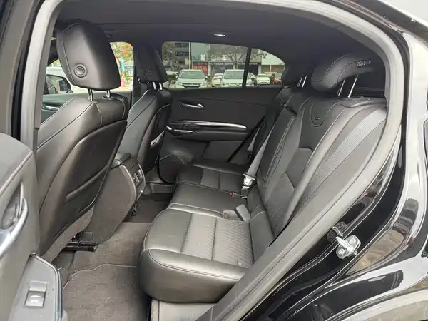 Cadillac XT4 2022