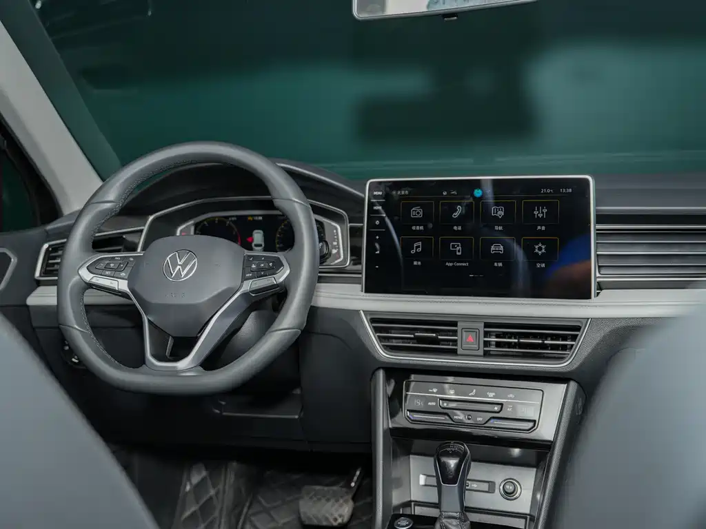 Volkswagen Tiguan L 2025 — фото 21