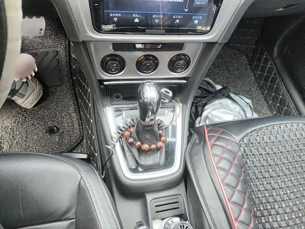 Volkswagen Gran Lavida 2015
