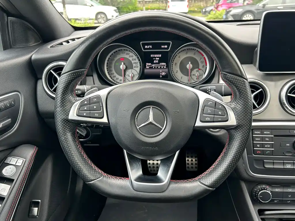 Mercedes-Benz CLA 2016 — фото 14