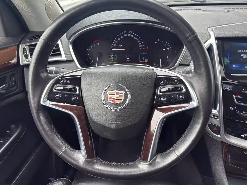 Cadillac SRX 2016 — фото 7