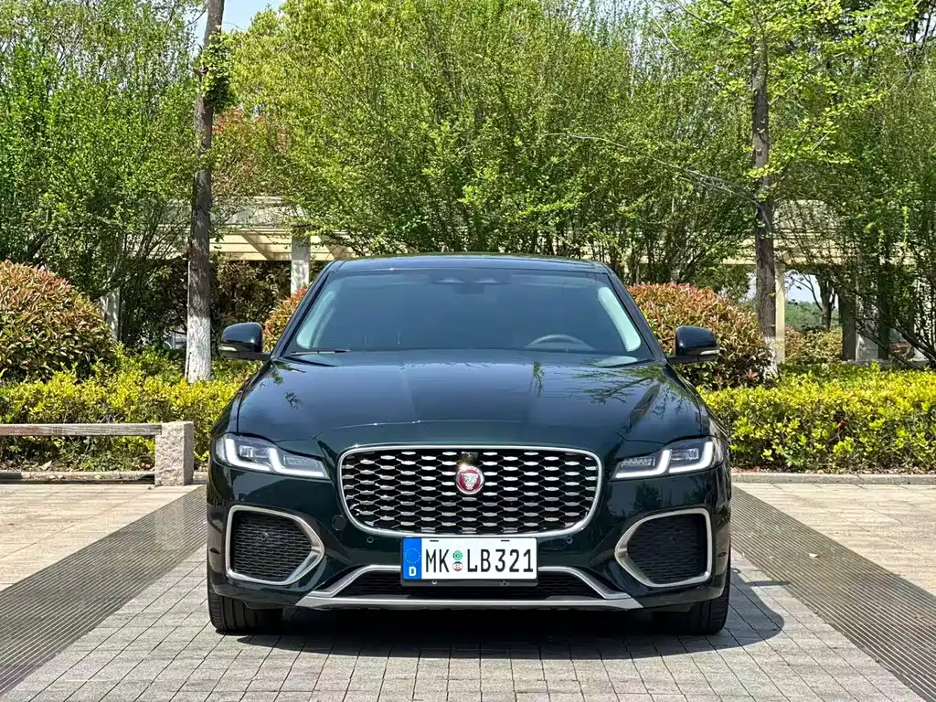 Jaguar XFL 2022 — фото 2