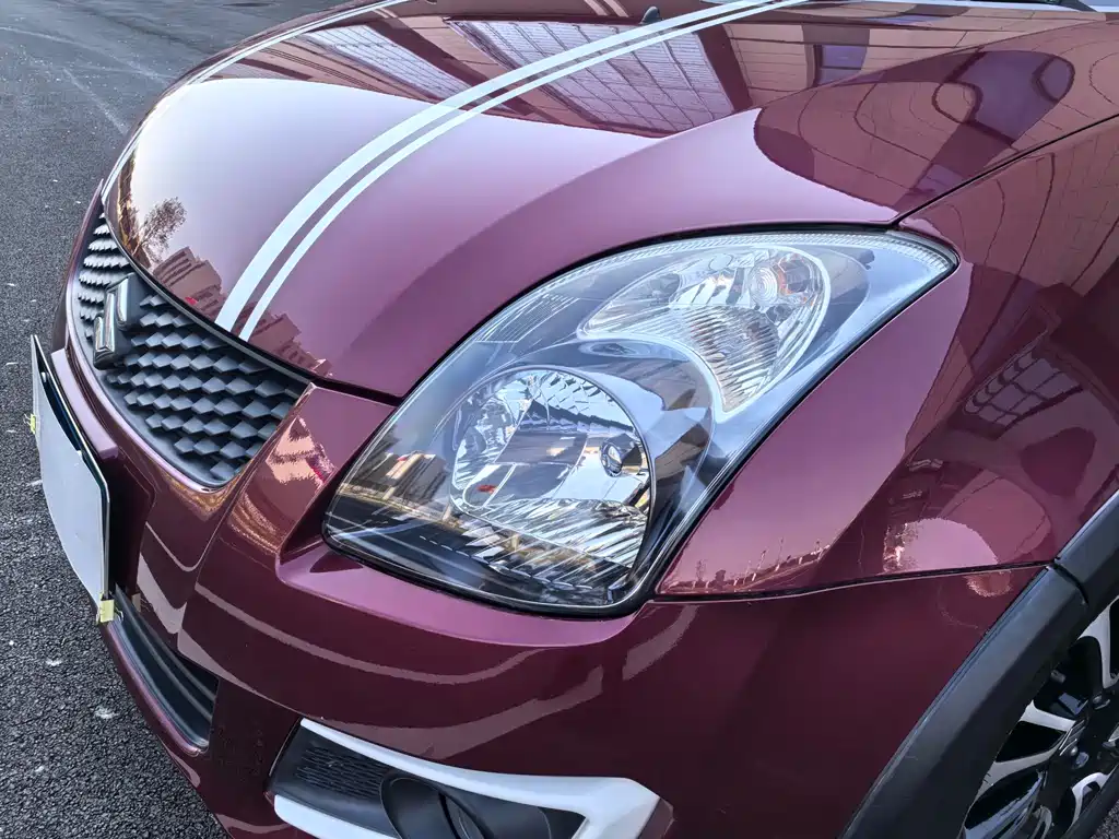 Suzuki Swift 2018 — фото 20