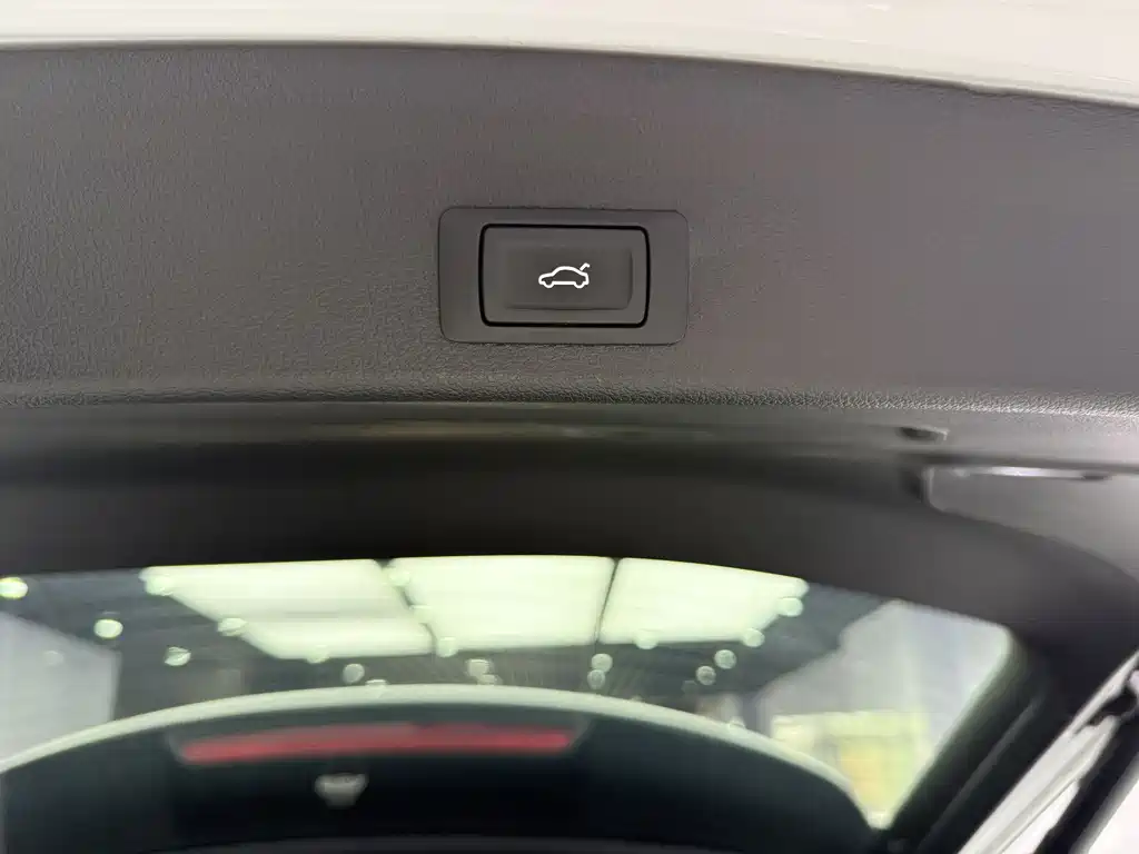 Audi Q3 2022 — фото 21