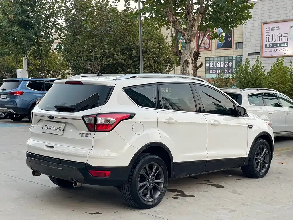 Ford Kuga 2019 — фото 7