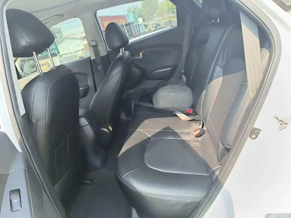 Hyundai ix35 2015 — фото 17