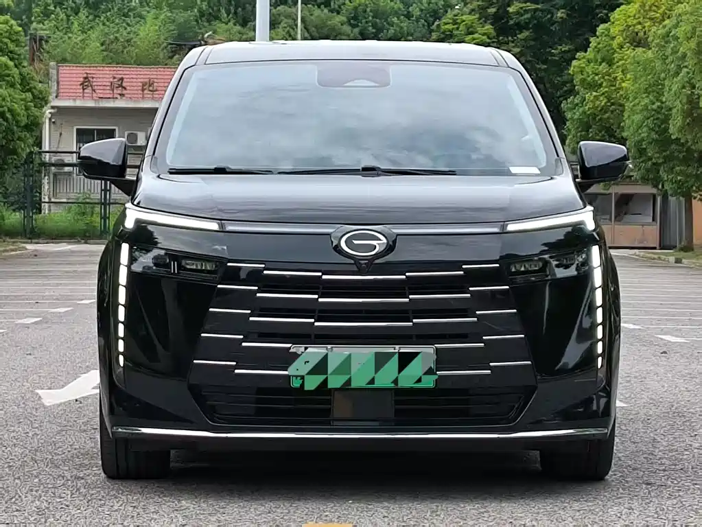 GAC Motor E8 PHEV 2024 — фото 2