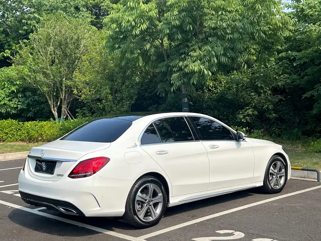 Mercedes-Benz C-Class 2021 — фото 16