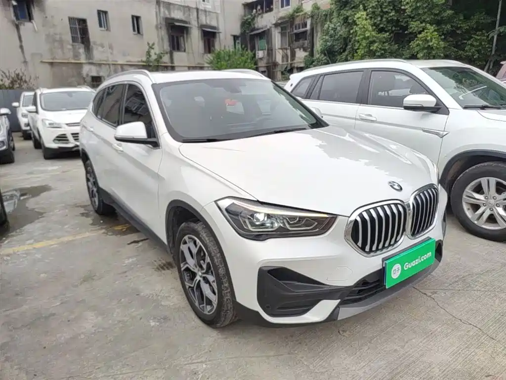 BMW X1 2022 — фото 4